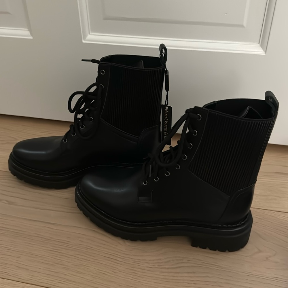 NEW Black Women’s Boots Size 7